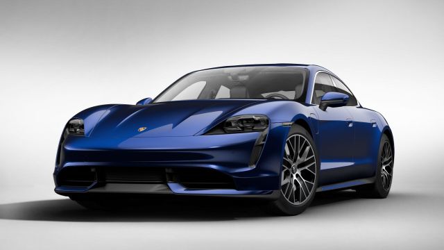 PORSCHE TAYCAN TURBO *