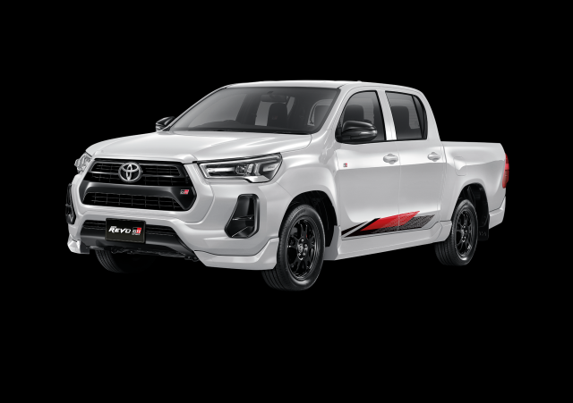 TOYOTA HILUX REVO DOUBLE CAB GR SPORT 2.8 AT