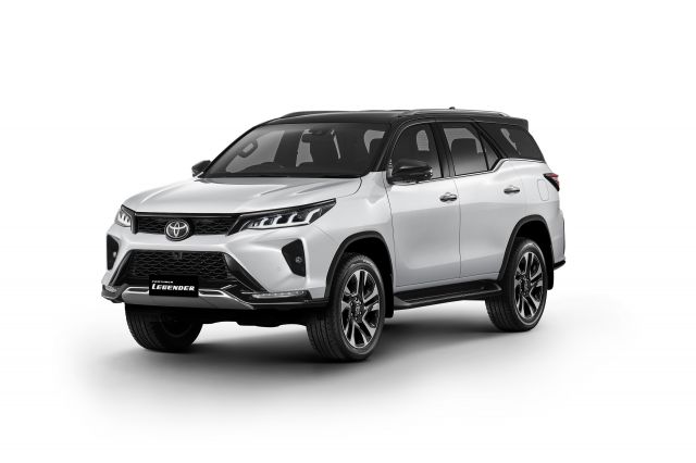 TOYOTA FORTUNER LEGENDER 2.4 4WD
