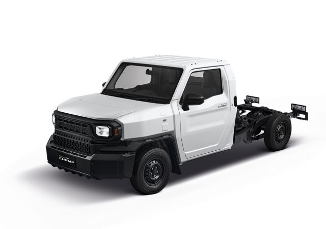 TOYOTA HILUX CHAMP 2.4 DIESEL MT LWB CC