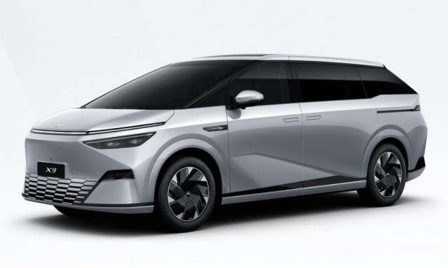 XPENG X9 EXECUTIVE *